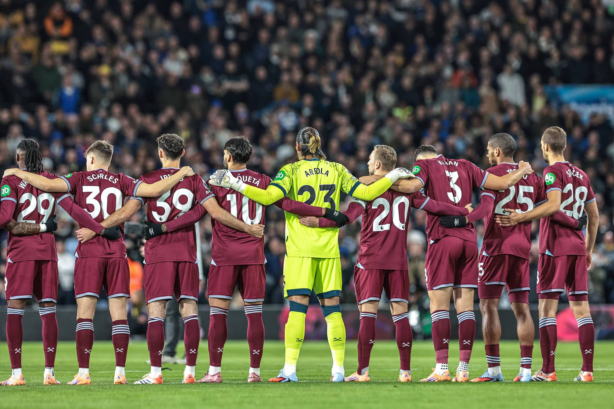 曼联求购西汉姆球员传闻遭铁锤帮内部人士辟谣